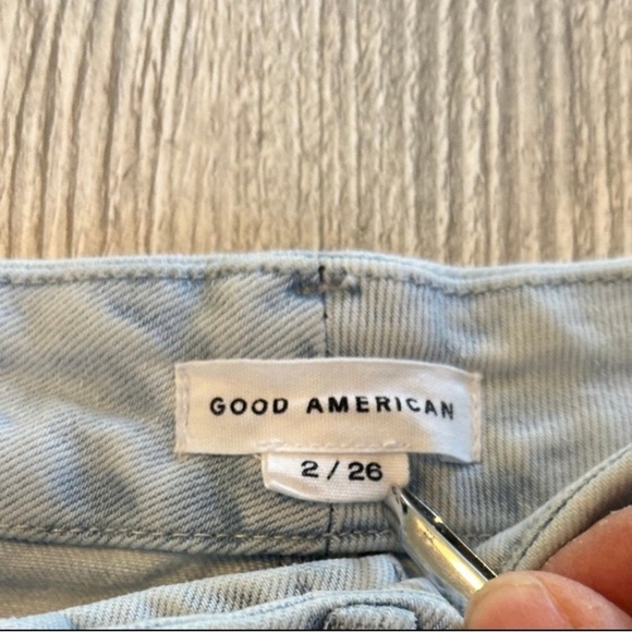 Good American Good Leg Skinny Jeans Women's Tag=2/26 Actual=24x28" In Light Wash - Picture 7 of 12